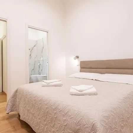 Indipendenza - Luxury 2br&2ba Design Flat Apartment *