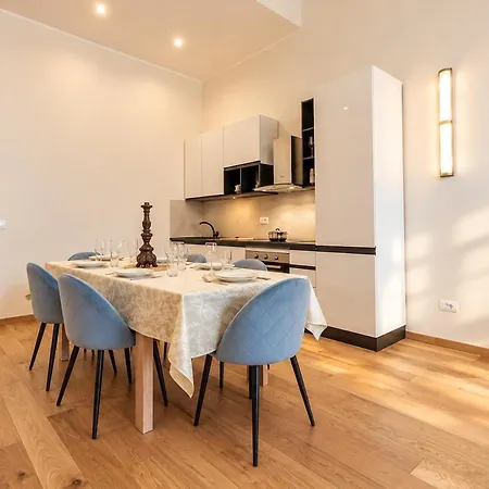 Indipendenza - Luxury 2br&2ba Design Flat *