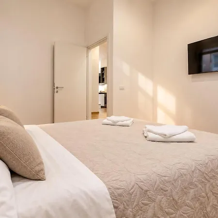 Indipendenza - Luxury 2br&2ba Design Flat * Perugia